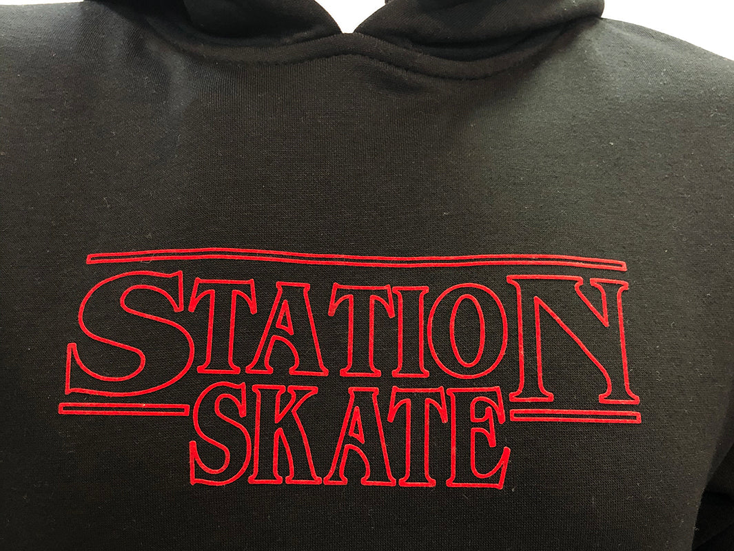 Sudadera Negra - StationSkate